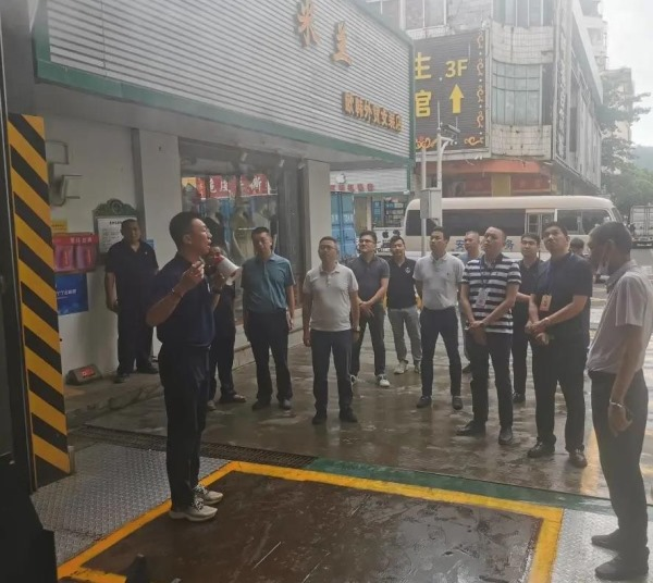 市领导实地考察智能除臭一体化系统